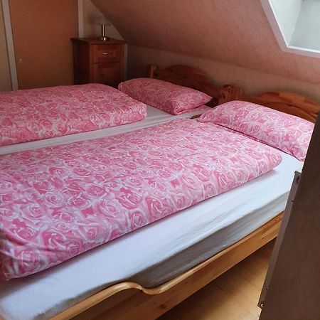 Ferienwohnung Silvia Бад-Лаутерберг Экстерьер фото